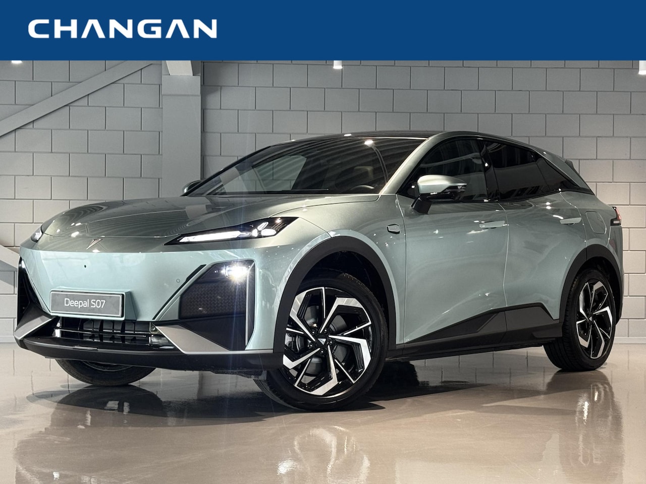 Changan Deepal S07 - Max 79.97 kWh | 475km | Dashcam | E-Trekhaak - AutoWereld.nl