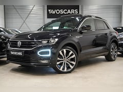 Volkswagen T-Roc - 1.5 TSI 3x R-Line DSG * Fabrieksgarantie - Pano - Virtual - Trekhaak - Keyless - Beats - C