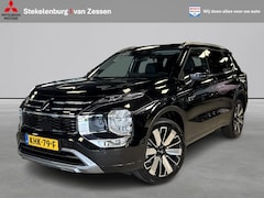 Mitsubishi Outlander - 2.4 PHEV Instyle Voorruitverwarming, Nieuwe auto € 12.000 korting