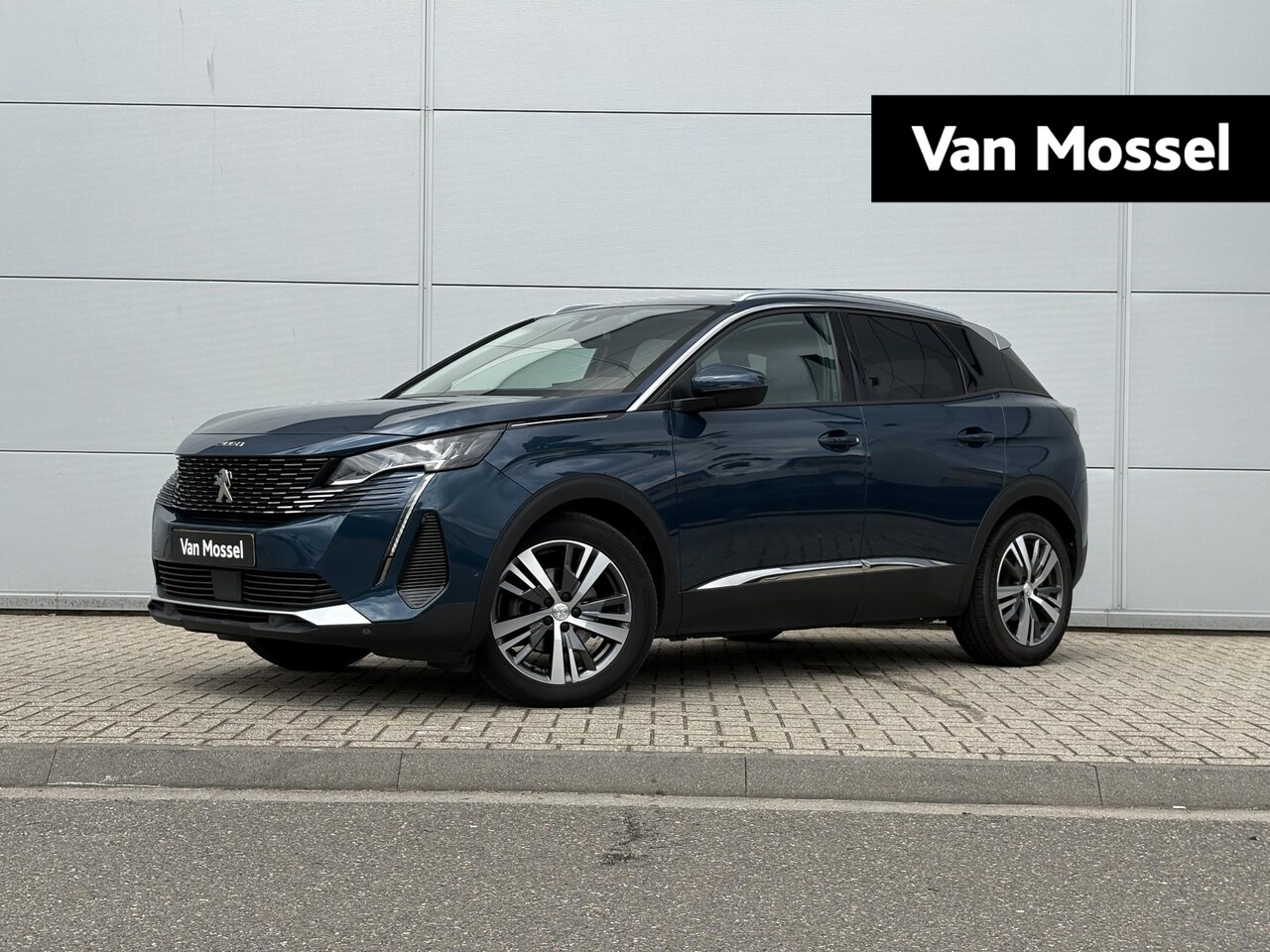 Peugeot 3008 - 1.2 PureTech Blue Lease Premium | Automaat | Stoelverwarming | Camera | Trekhaak | Navigat - AutoWereld.nl