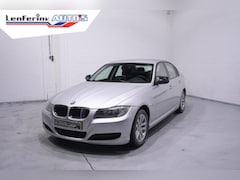 BMW 3-serie - 316d Executive Sportstoelen Clima PDC Cruisecontrol Apple Carplay