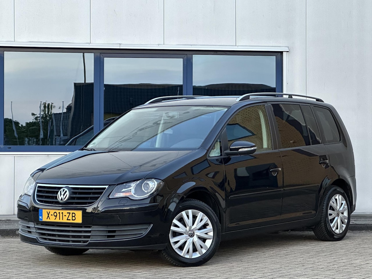 Volkswagen Touran - 1.4 TSI Highline l 7 Persoons l Motor gereviseerd l Onderhoudshistorie l - AutoWereld.nl