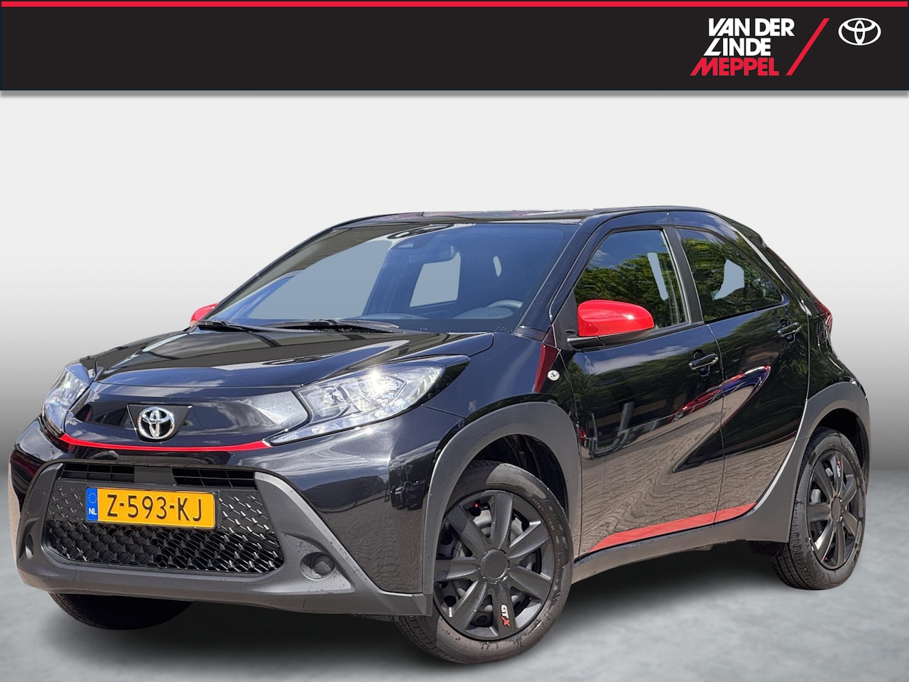 Toyota Aygo X - 1.0 VVT-i MT Play Apple Carplay Android Auto Airco - AutoWereld.nl
