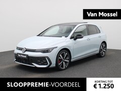 Volkswagen Golf - 1.5 eHybrid GTE 272 PK | Automaat | Plug-In | Panorama Dak | Navigatie | Digitale Cockpit