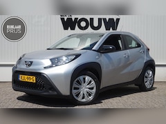 Toyota Aygo X - 1.0 VVT-i MT Play Apple Carplay/Android Auto | Achteruitrijcamera | Climate Control | Adap