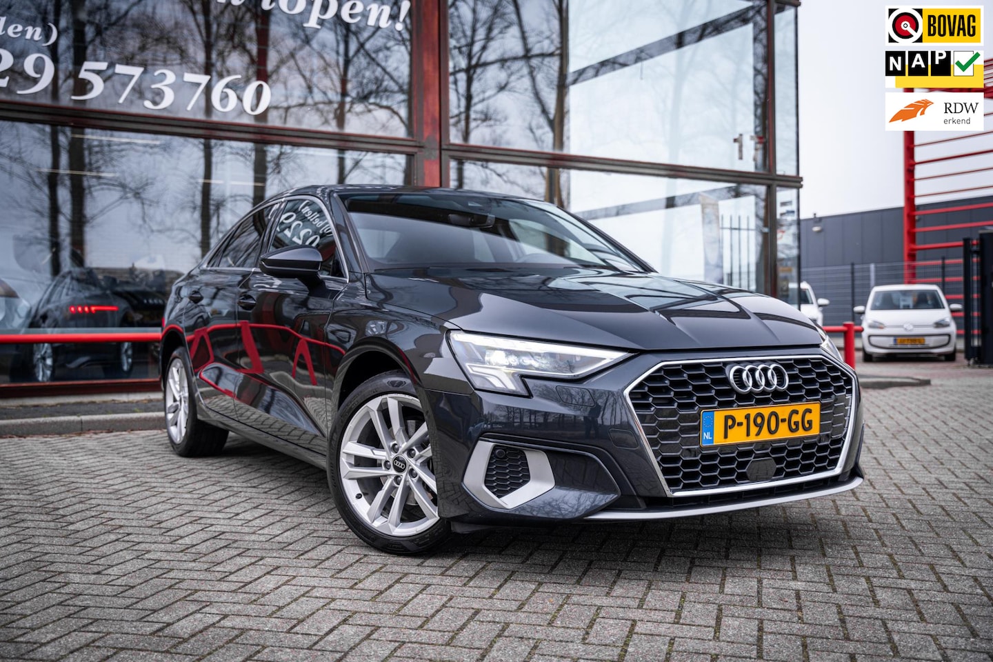 Audi A3 Limousine - 35 TFSI Sport Advanced edition | Automaat | Navigatie | LED | Connected | Camera | Stoel v - AutoWereld.nl