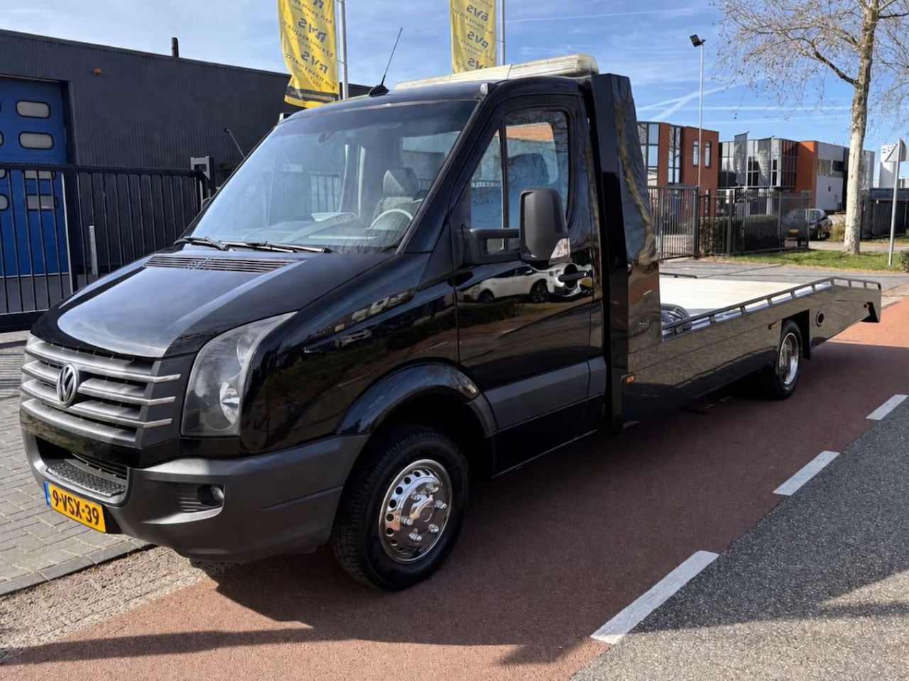 Volkswagen Crafter - 35 2.0 TDI L3H1 163 pk | Oprijwagen | Tijhof | Revisiemotor! - AutoWereld.nl