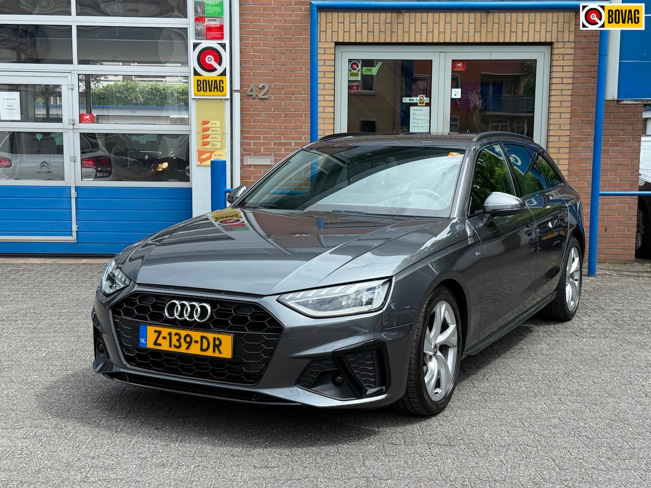 Audi A4 Avant - 35 TFSI S edition | Parkeersensoren V+A+camera | stoelverw. | Apple CarPlay/Android Auto | - AutoWereld.nl