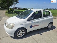 Toyota Yaris - 1.3-16V VVT-i Luna/ 5 deurs/ export