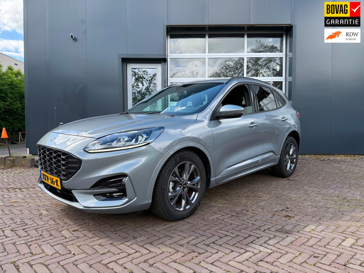 Ford Kuga - 2.5 FHEV ST-Line - AutoWereld.nl