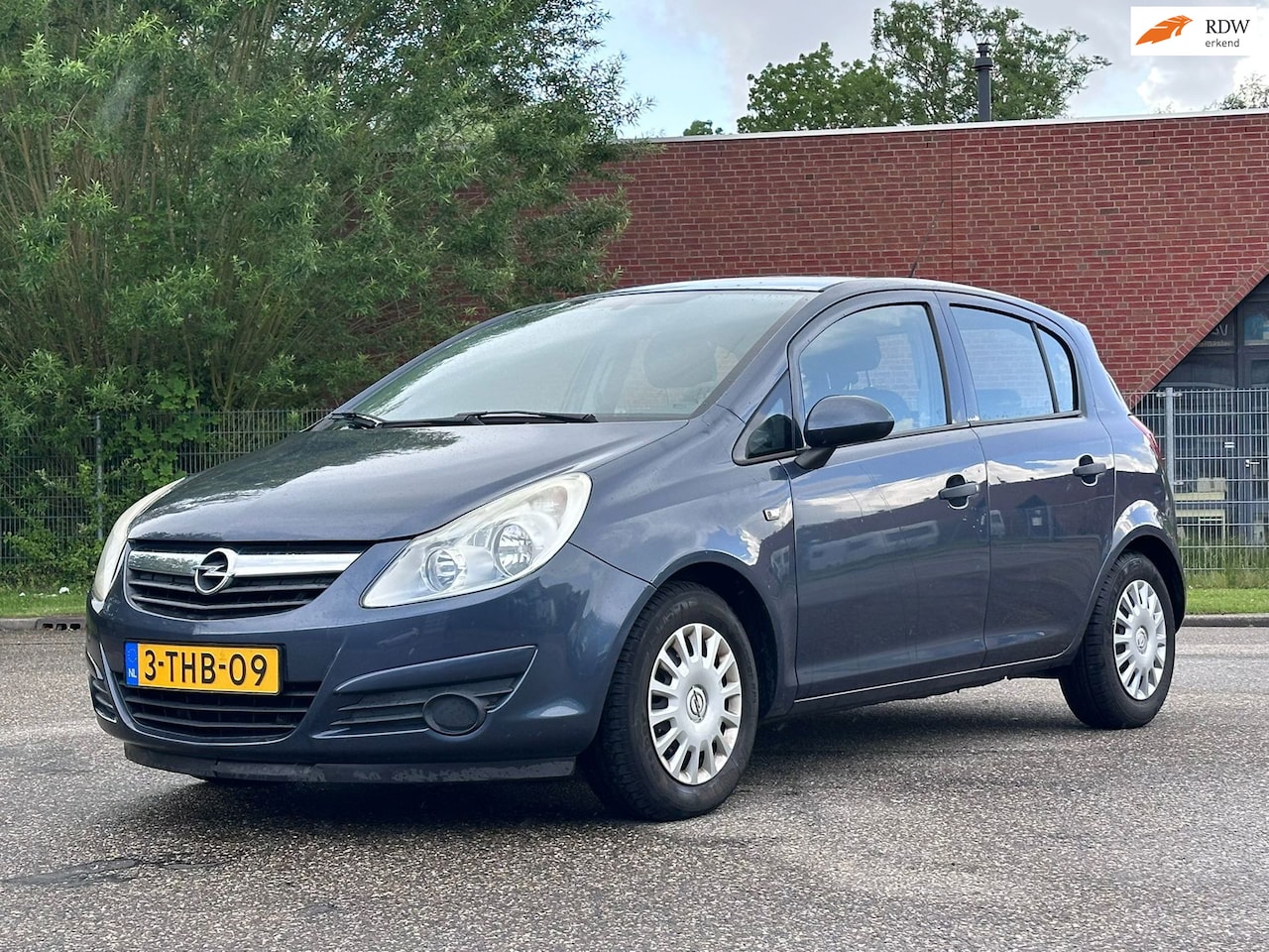 Opel Corsa - 1.2-16V '111' Edition 5DR*Airco*Nieuwe APK*Elektrische ramen*Nette auto* - AutoWereld.nl