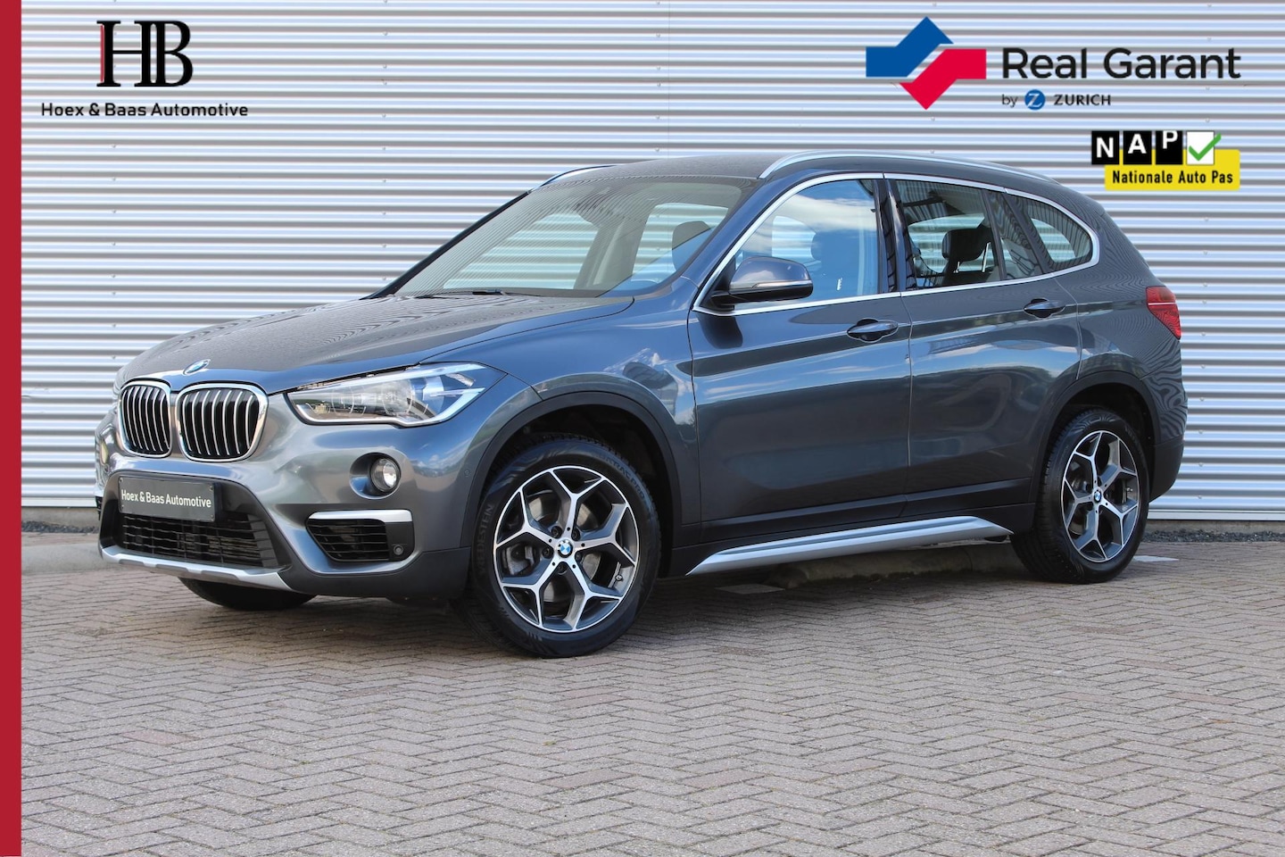 BMW X1 - sDrive20i Orange Ed Trekhaak/Sportstoel/Groot NAVI - AutoWereld.nl
