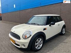 MINI 3-Deurs - 1.4 One | Bluetooth | Start/Stop | 15” LM Velgen | El. Ramen & Spiegels | Afneembare Trekh