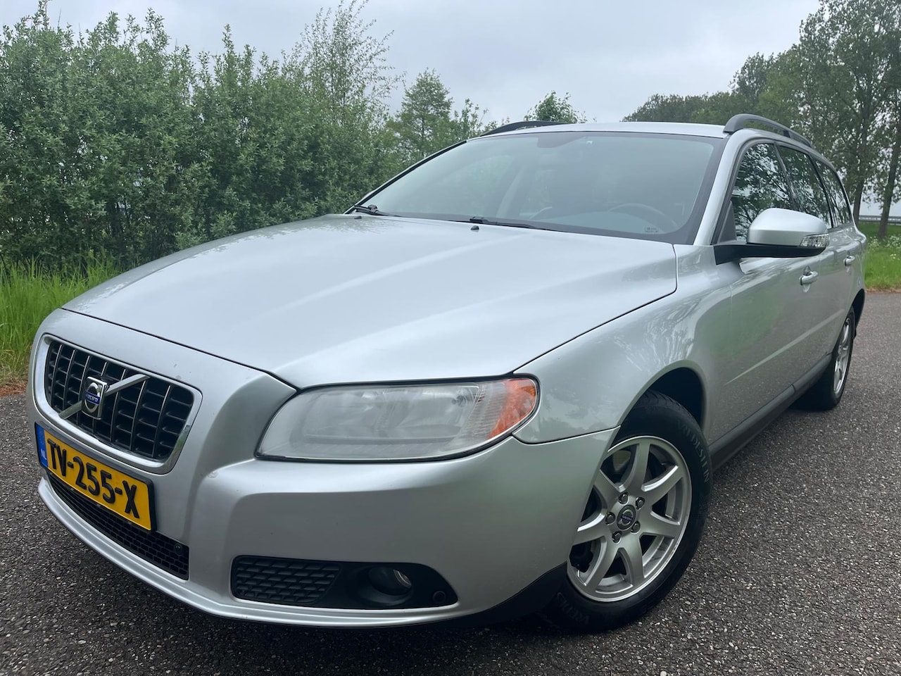 Volvo V70 - 2.5T Summum 2.5T Summum - AutoWereld.nl