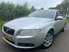 Volvo V70 - 2.5T Summum