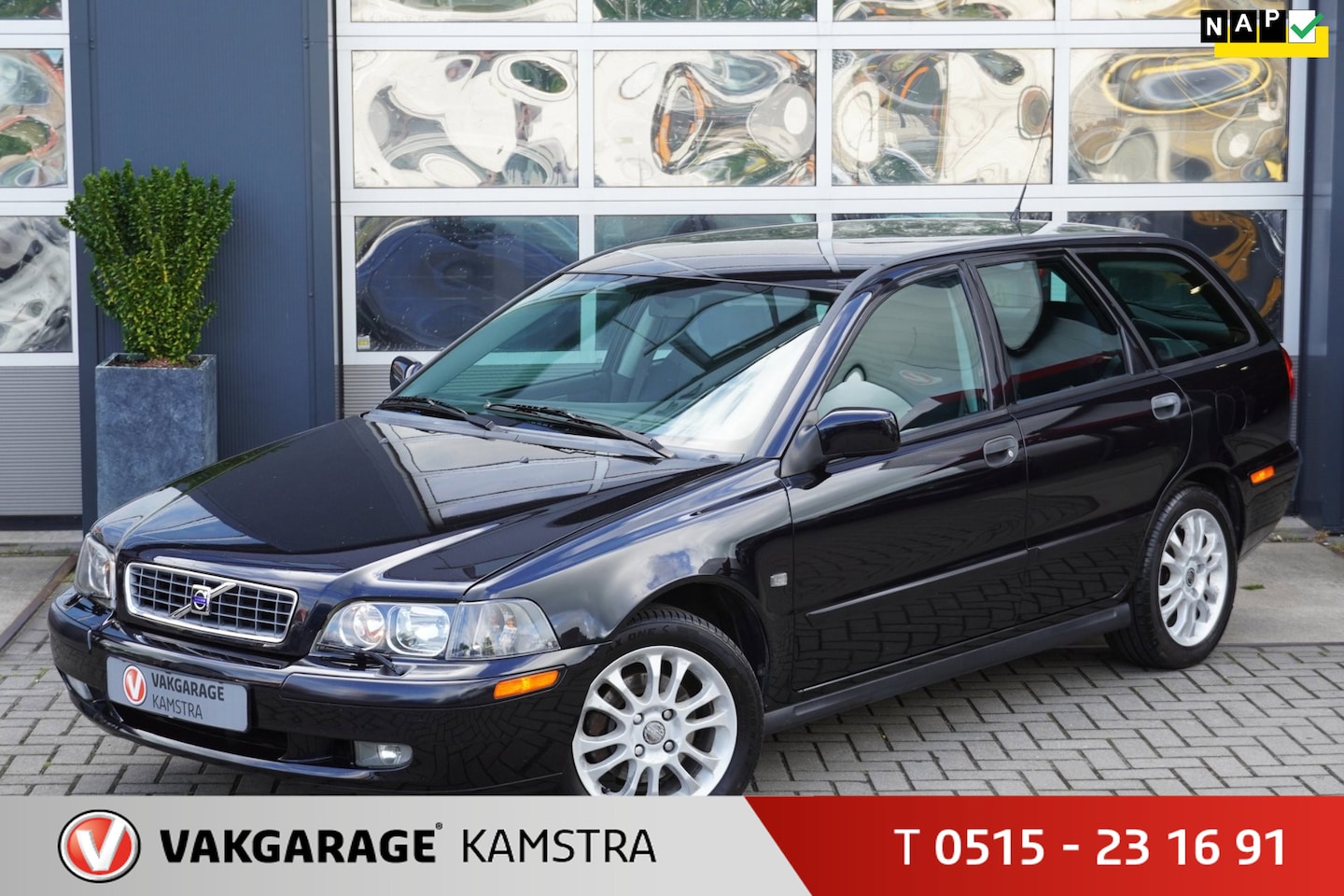 Volvo V40 - 2.0 Sports Edition NAP Origineel NL Airco/Cruise - AutoWereld.nl