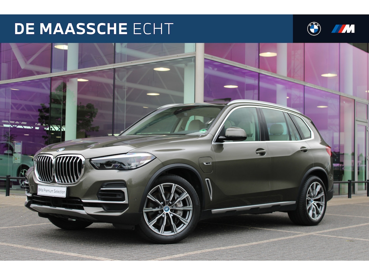 BMW X5 - xDrive45e High Executive xLine Automaat / Trekhaak / Comfortstoelen / Adaptieve LED / Stoe - AutoWereld.nl