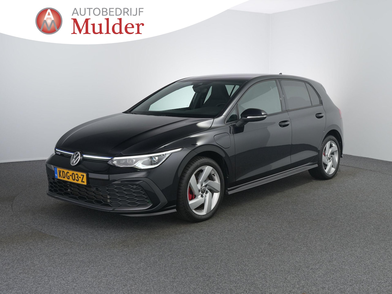 Volkswagen Golf - 1.4 eHybrid GTE | Winterpakket | Camera | ACC | Carplay | - AutoWereld.nl