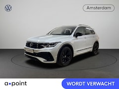 Volkswagen Tiguan - 1.4 TSI eHybrid R-Line Business 245 pk Automaat (DSG) | Navigatie | Panoramadak | Trekhaak