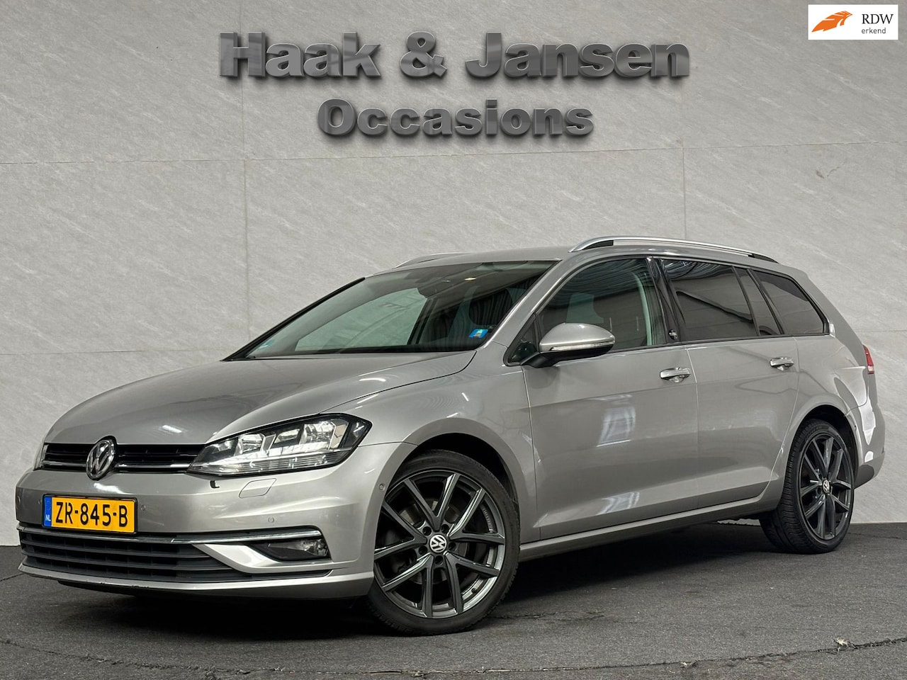Volkswagen Golf Variant - 1.6 TDI DSG Navi Cruise Clima - AutoWereld.nl