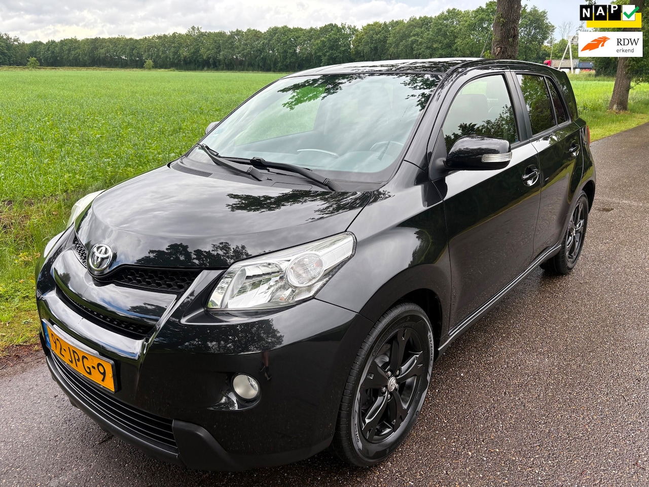Toyota Urban Cruiser - 1.3 VVT-i Dynamic Airco/Lm/Nw APK/Boekjes - AutoWereld.nl