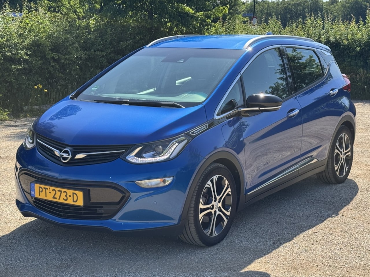 Opel Ampera-e - Launch executive 60 kWh *LEDER/NAVI/CAMERA - AutoWereld.nl