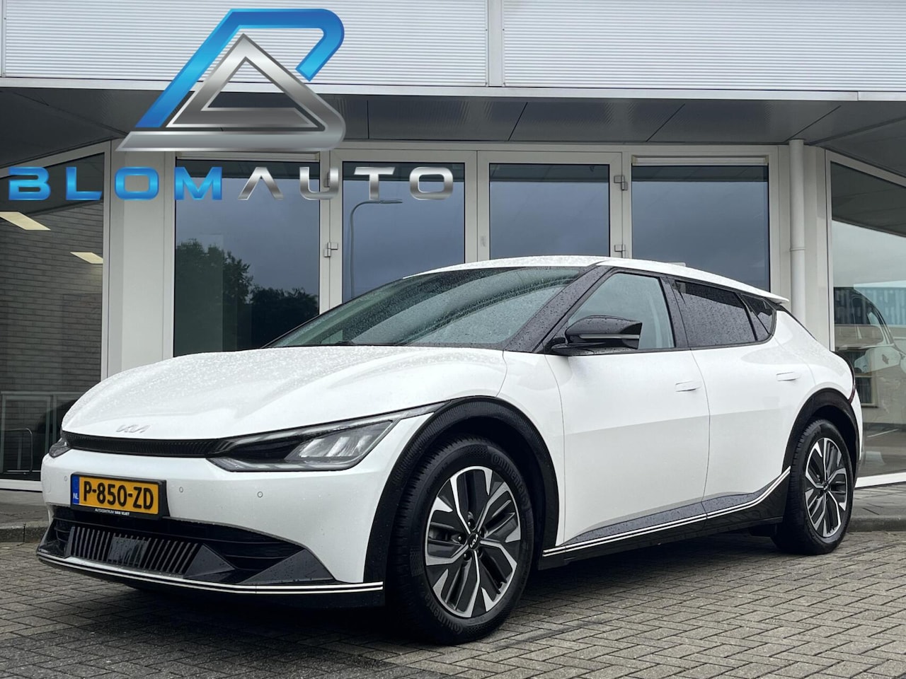 Kia EV6 - Plus AWD 77.4kWh SOH 100% TREKH+STOELVENTILAT+MEMORY - AutoWereld.nl