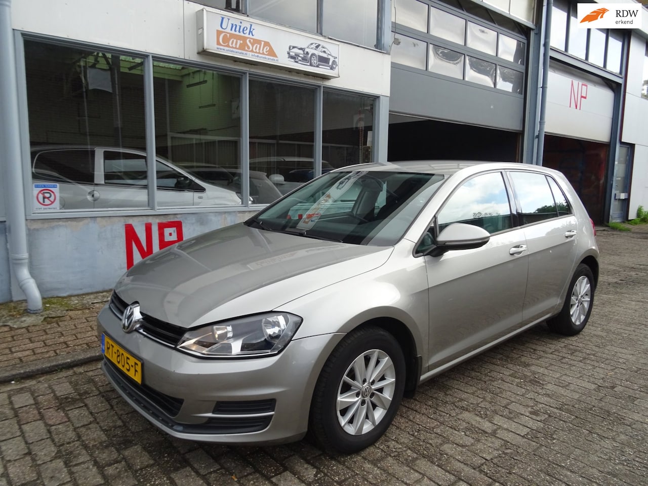 Volkswagen Golf - 1.2 TSI Comfortline 1.2 TSI Comfortline - AutoWereld.nl