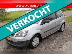Ford Fiesta - 1.4-16V Ambiente // AUTOMAAT //