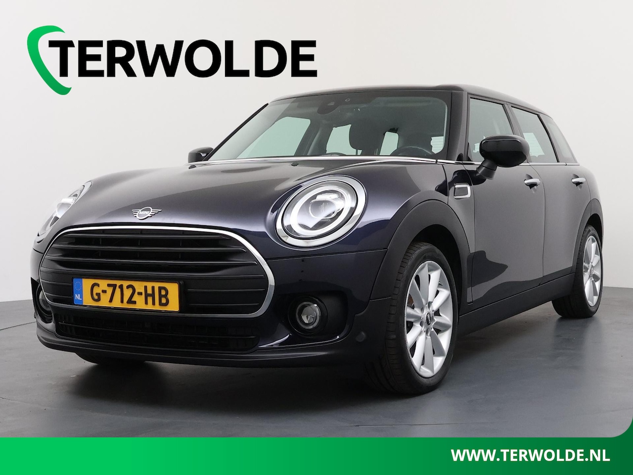 MINI Clubman - 1.5 Cooper Salt | AUTOMAAT | LED Koplampen | Keyless Entry | MINI Yours Enigmatic Black | - AutoWereld.nl
