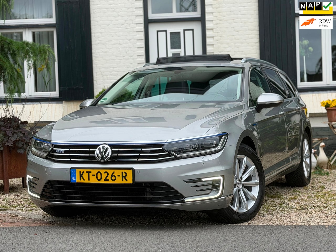 Volkswagen Passat Variant - 1.4 TSI GTE Connected Series Plus|Perfect onderhouden|Nieuwe distributieriem| - AutoWereld.nl