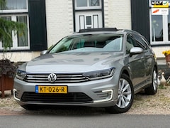 Volkswagen Passat Variant - 1.4 TSI GTE Connected Series Plus|Perfect onderhouden|Nieuwe distributieriem|