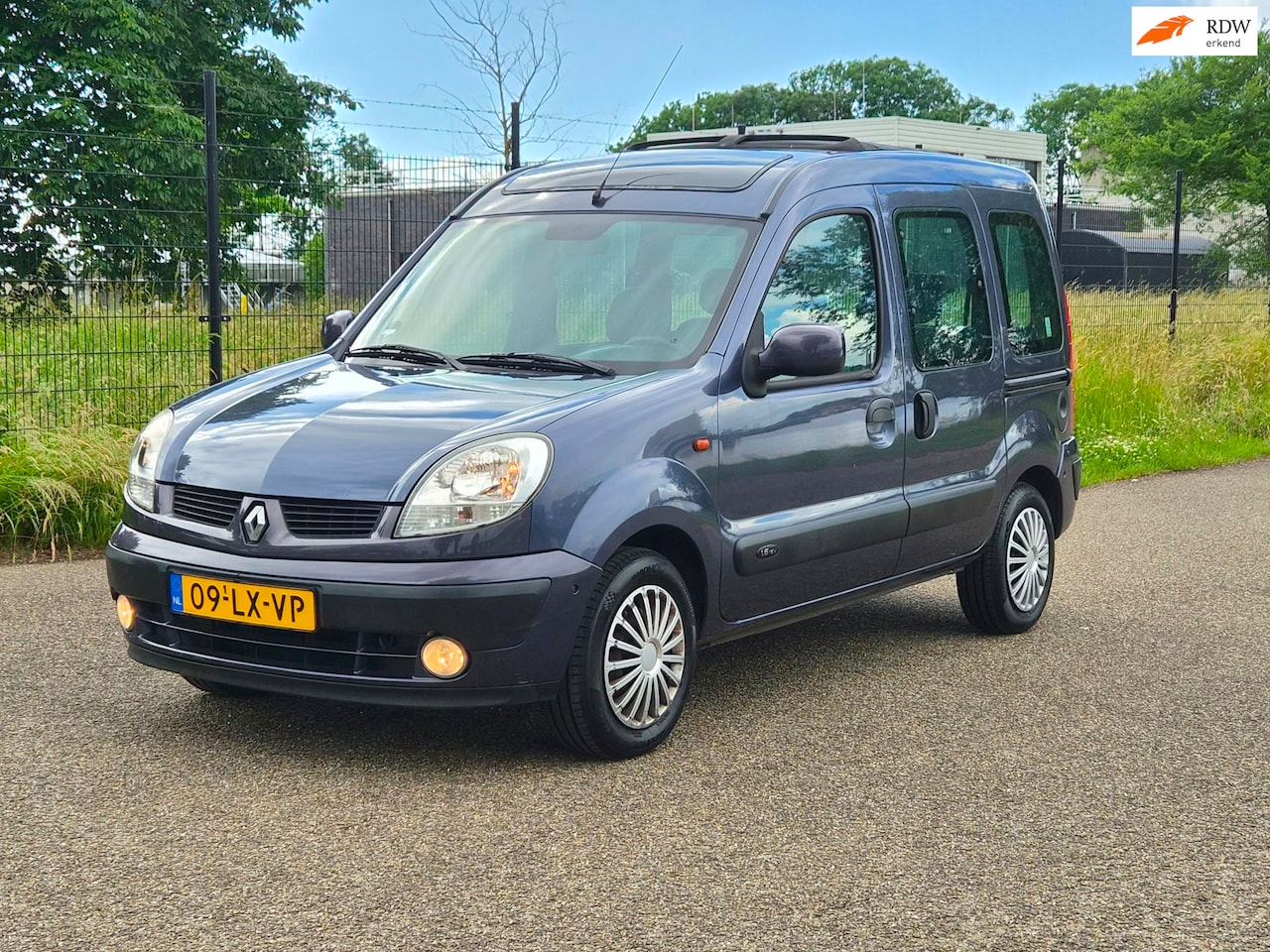 Renault Kangoo - 1.6-16V Privilège Camperbasis|Panoramadak|Opendak|Trekhaak|APK - AutoWereld.nl