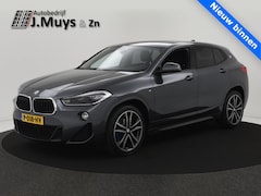 BMW X2 - sDrive18i Executive M-Pakket TREKH|CAMERA|NAVI|LED|19INCH|STOELVERW|ELEK.ACHTERKLEP