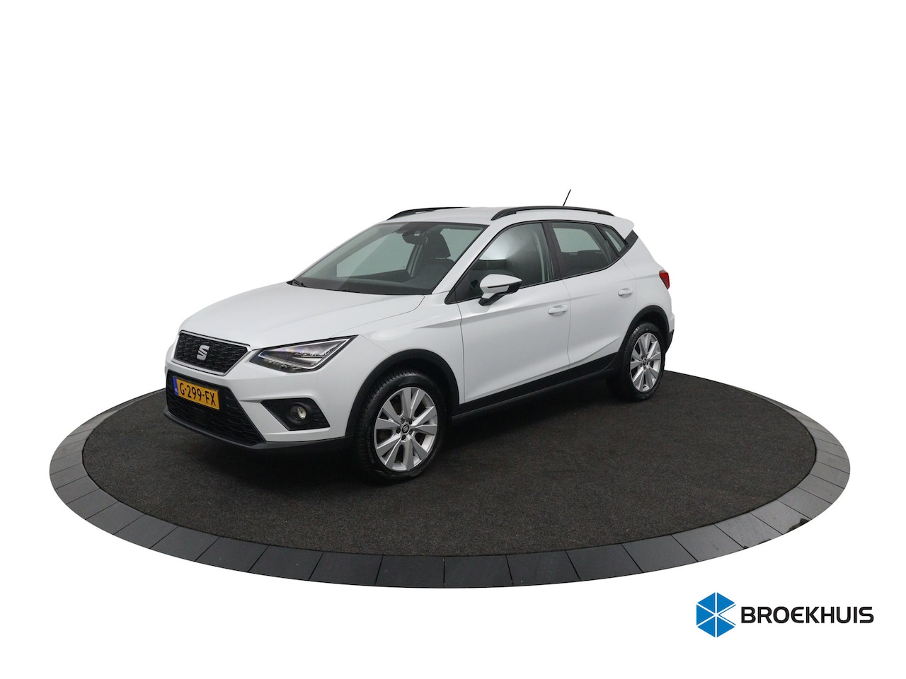 SEAT Arona - 1.0 TSI Style | Trekhaak | Navigatie | Stoelverwarming | Climate Control | CarPlay/Android - AutoWereld.nl