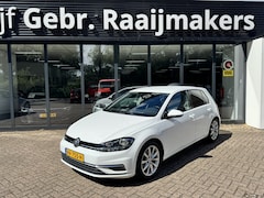 Volkswagen Golf - 1.0 TSI Comfortline*Navigatie*ECC*Trekhaak