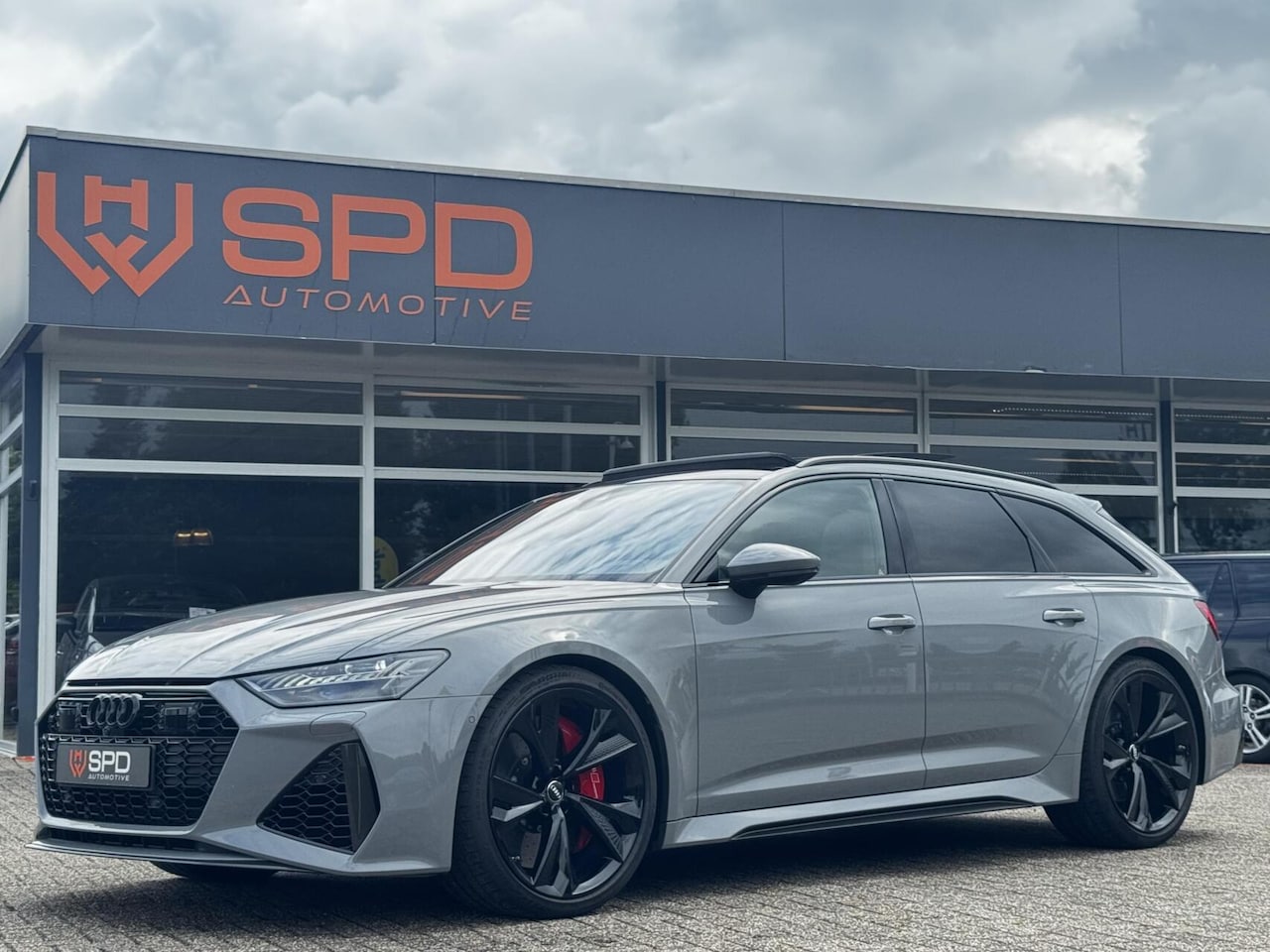 Audi A6 Avant - RS 6 TFSI quattro|DRC|Keramische|B&O|Laser|Pano - AutoWereld.nl