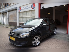 Volkswagen Polo - 1.2 Easyline Sport | NAP NL Auto | Trekhaak | Airco | Sportvelgen | Electrische ramen | Ze