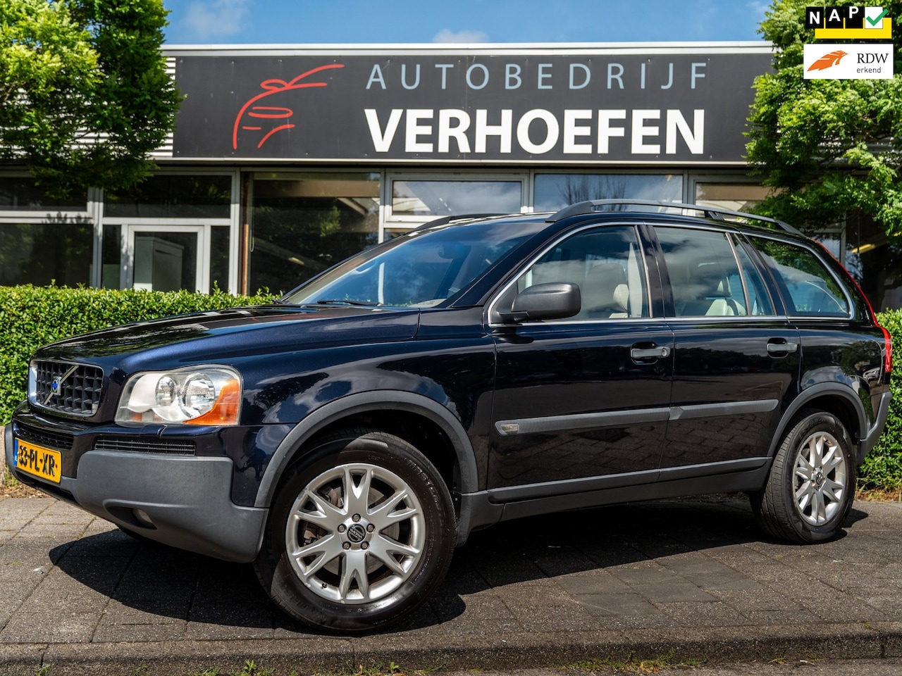 Volvo XC90 - 2.9 T6 Exclusive - 7 PERS - CLIMATE/CRUISE CONTR- YOUNGTIMER - AUTOMAAT - TREKHAAK - STOEL - AutoWereld.nl