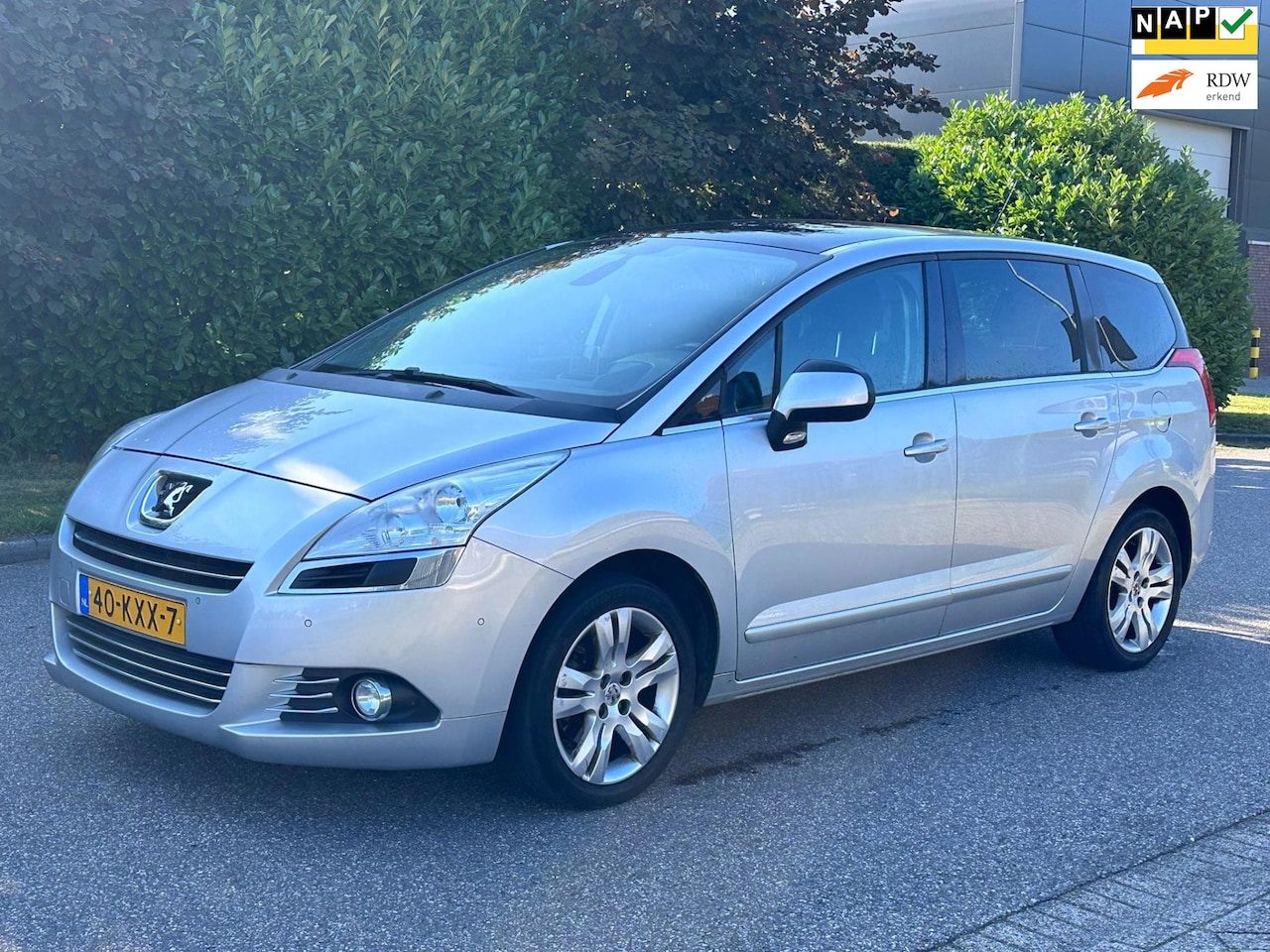 Peugeot 5008 - 1.6 THP Blue Lease Executive 7 Persoons Cruise*Pano*Clima*Trekhaak*NAP*LM velgen*Nieuwe AP - AutoWereld.nl