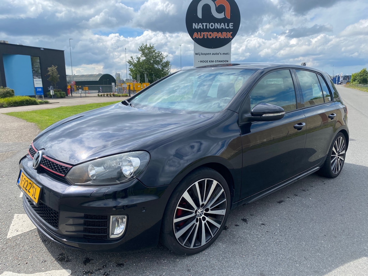 Volkswagen Golf - 2010 * 2.0 GTI * LMV * AIRCO * 1 CILINDER KAPOT! - AutoWereld.nl