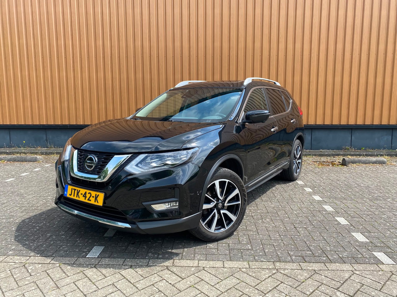 Nissan X-Trail - 1.3 DIG-T Tekna 7p. - AutoWereld.nl
