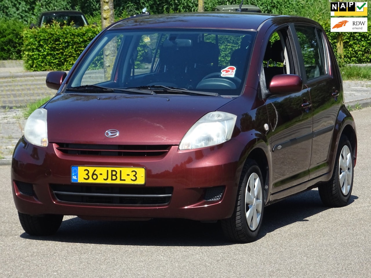 Daihatsu Sirion 2 - 1.3-16V Sport BJ2009 NAP/AIRCO/APK 04-2027 - AutoWereld.nl