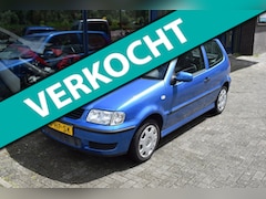 Volkswagen Polo - 1.4-16V Trendline