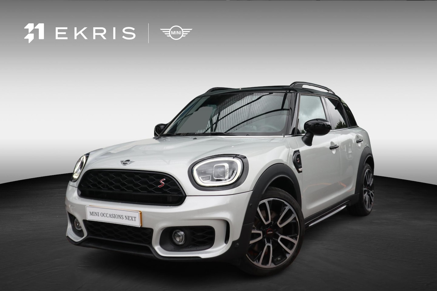 MINI Countryman - Cooper S | Leder | Achteruitrijcamera | Comfort Acces | Harman Kardon | Panoramadak | Head - AutoWereld.nl