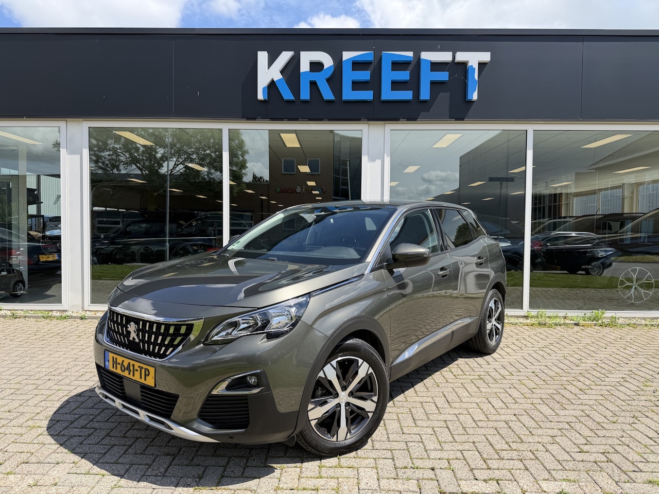 Peugeot 3008 - 1.2 PureTech Blue Lease Premium Goed onderhouden - AutoWereld.nl