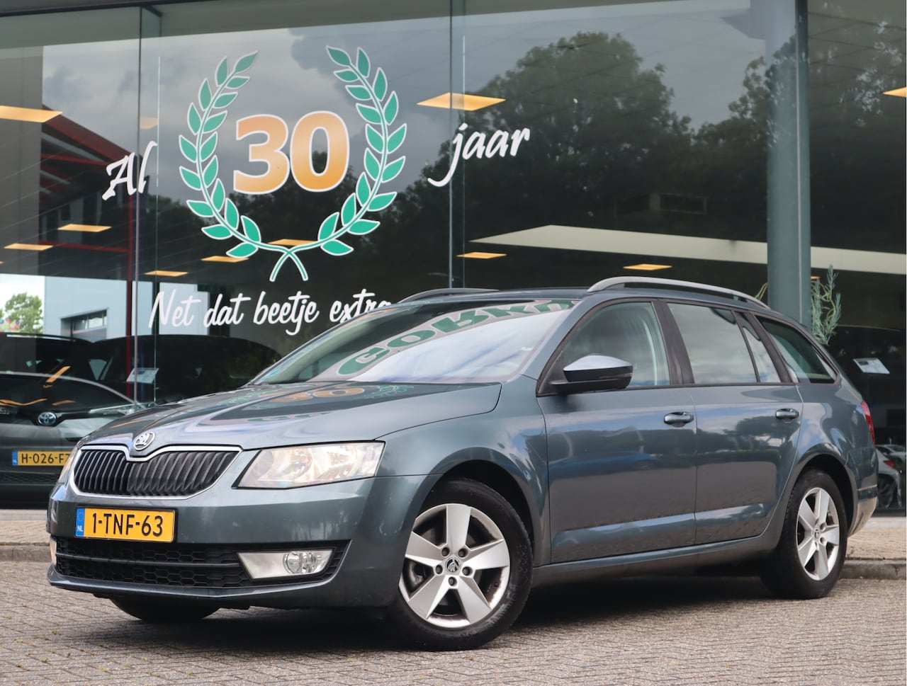 Skoda Octavia Combi - 1.6 TDI Greenline Businessline Trekh / Climate / Elekramen EXPORT / APK VERLOPEN - AutoWereld.nl