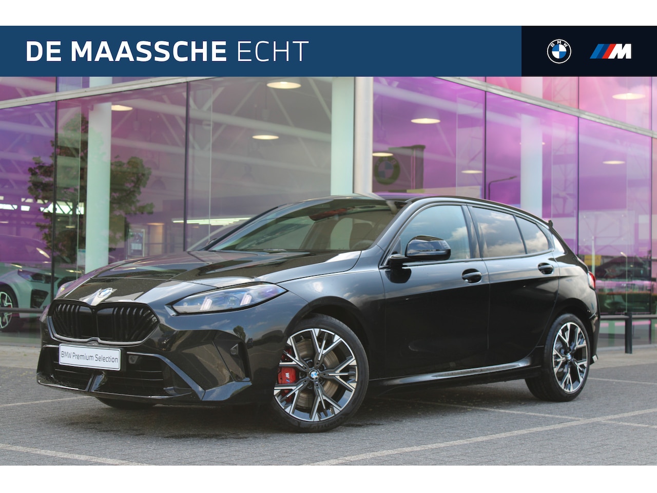 BMW 1-serie - 120 M Sport Automaat / Sportstoelen / Achteruitrijcamera / M Adaptief onderstel / Comfort - AutoWereld.nl