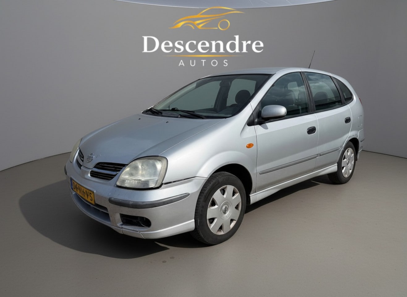 Nissan Almera Tino - 1.8 Acenta apk tot 15-04-2027 - AutoWereld.nl