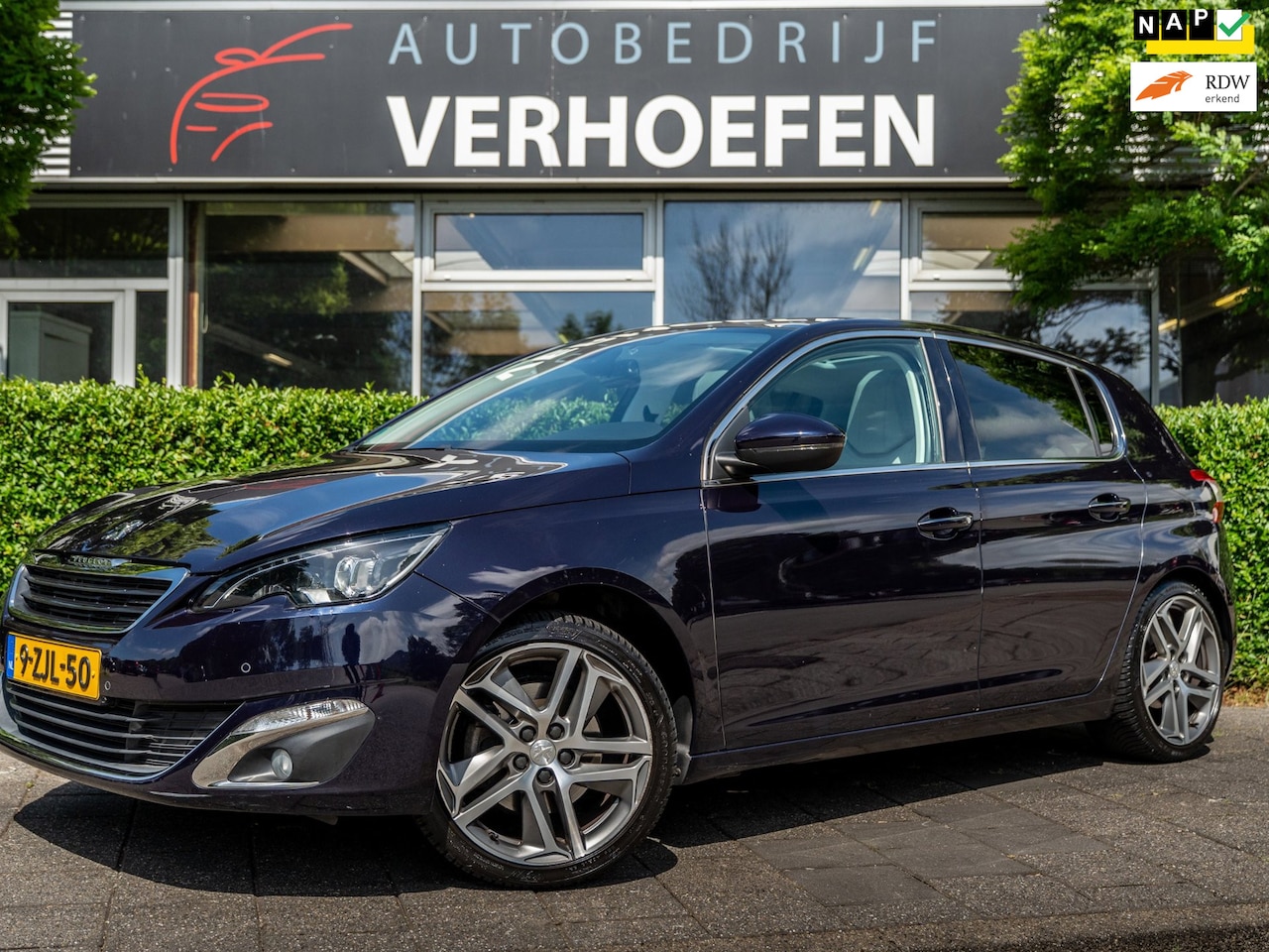 Peugeot 308 - 1.6 THP Allure - STOEL VERW - PARKEER SENS - VOL ONDERHOUD - TREKHAAK - PANORAMISCH DAK ! - AutoWereld.nl